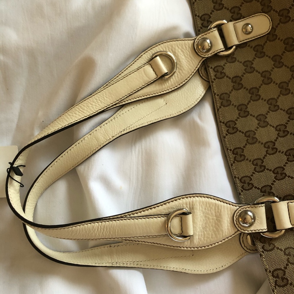 GG Canvas Medium Icon Bit Tote - Picture 3 of 11